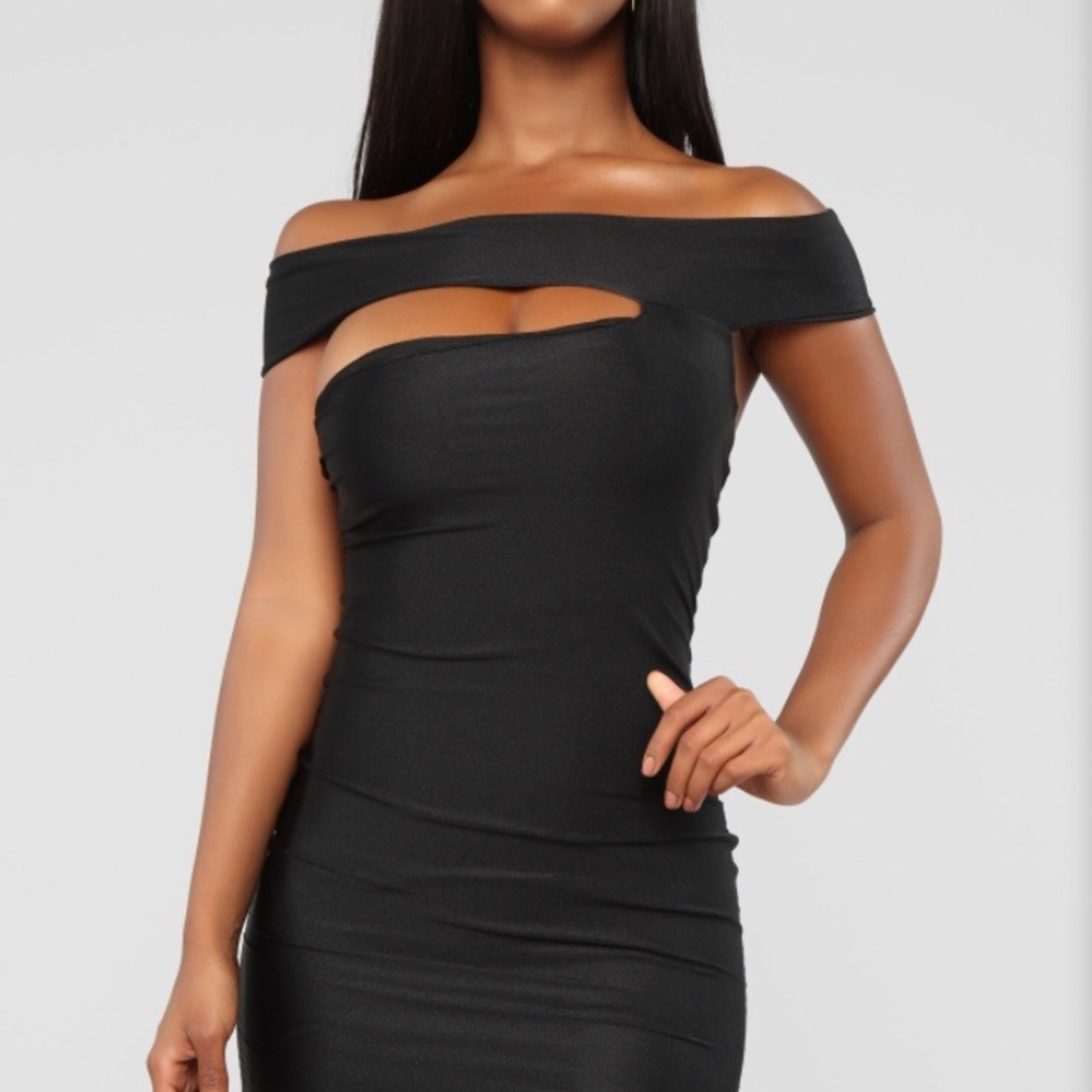 Off Shoulder Mini Black Dress